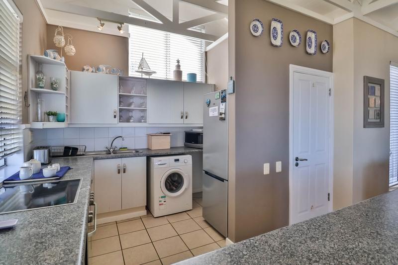 To Let 4 Bedroom Property for Rent in Pinnacle Point Golf Estate Western Cape